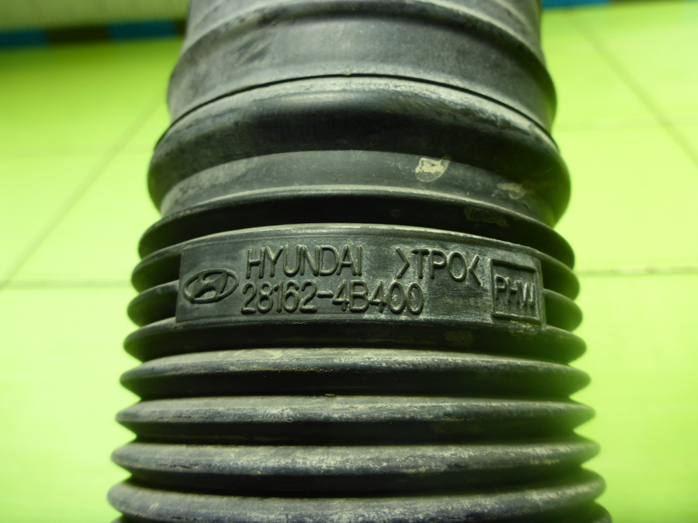 Патрубок воздушного фильтра