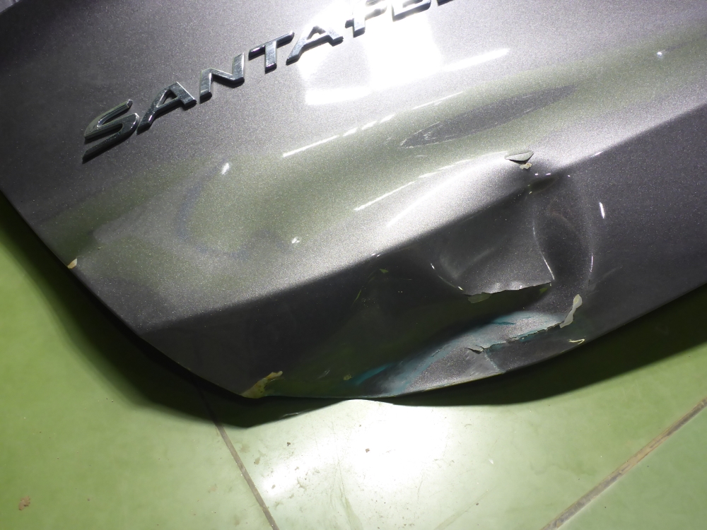 Дверь багажника