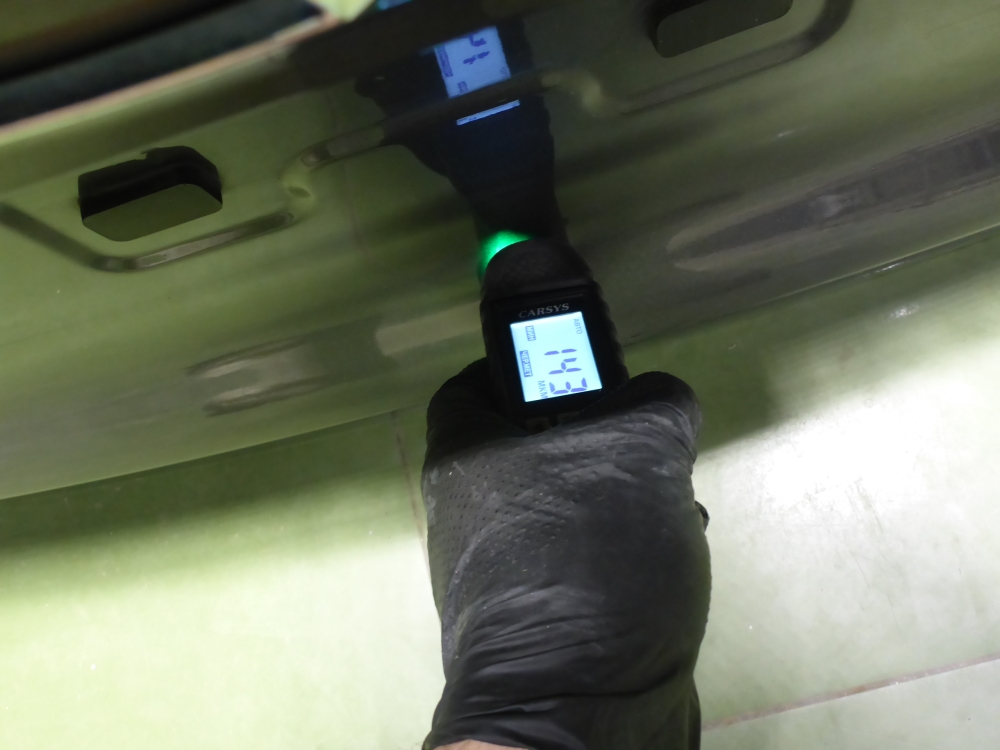 Дверь багажника