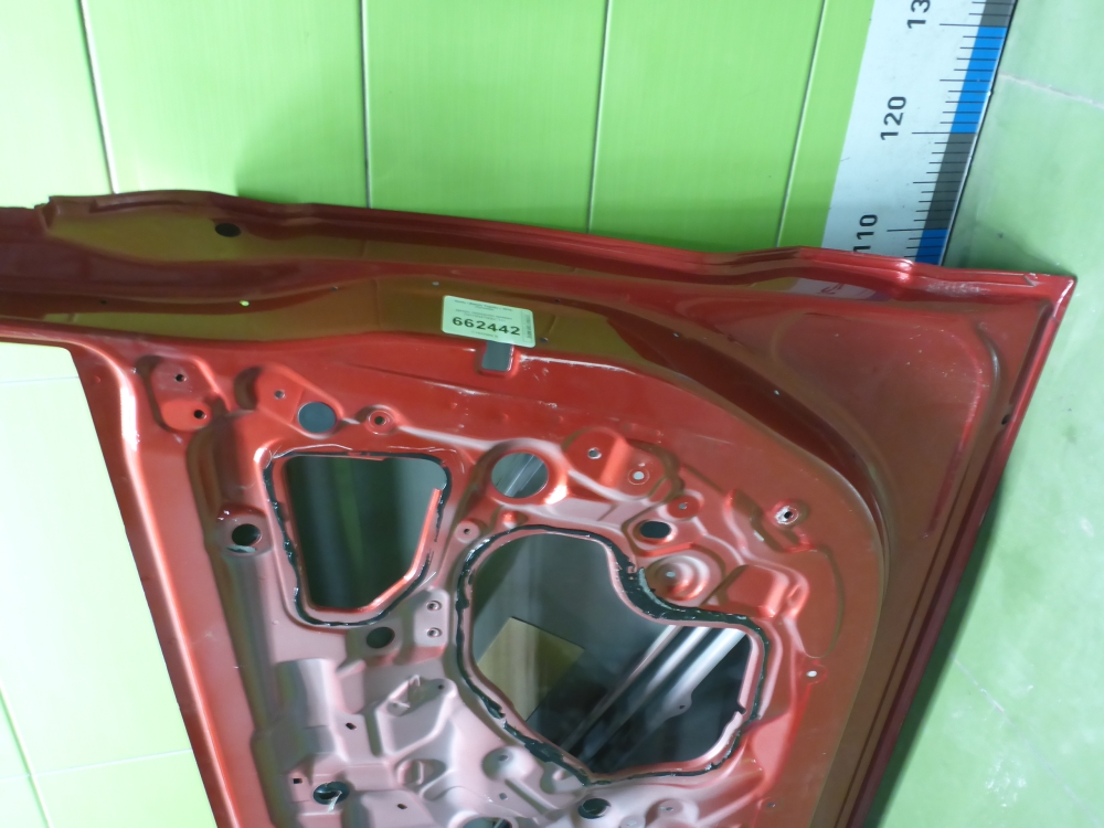 Дверь передняя правая