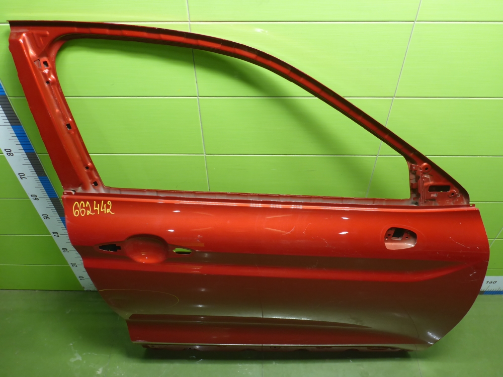 Дверь передняя правая