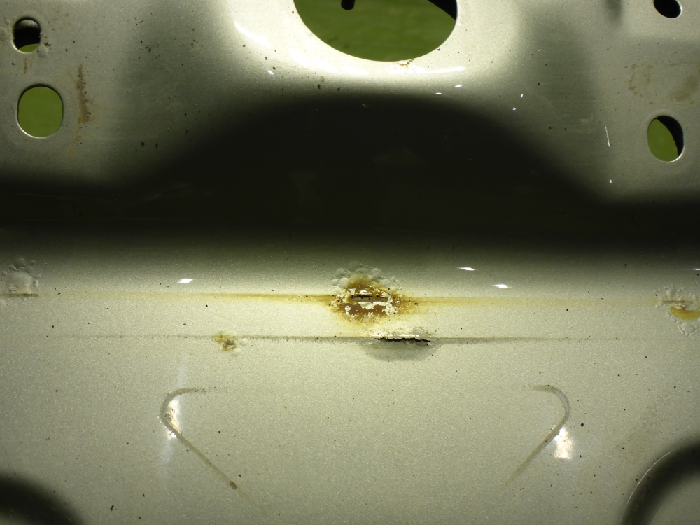 Дверь багажника