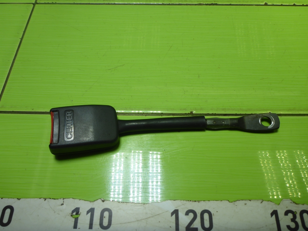 Ответная часть ремня безопасности