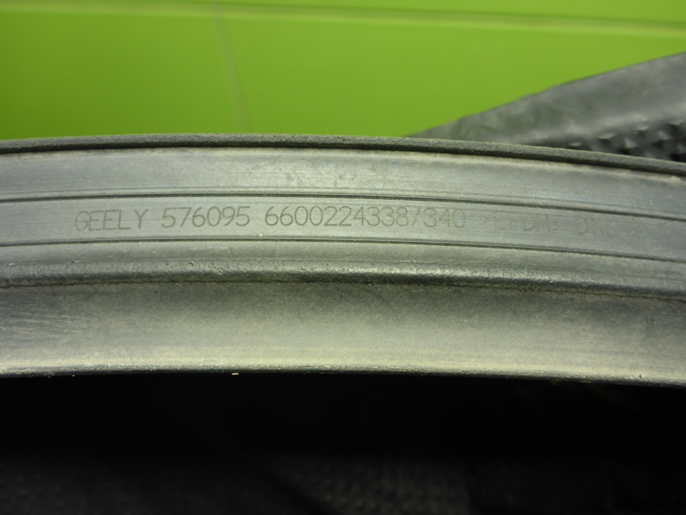 Уплотнитель двери