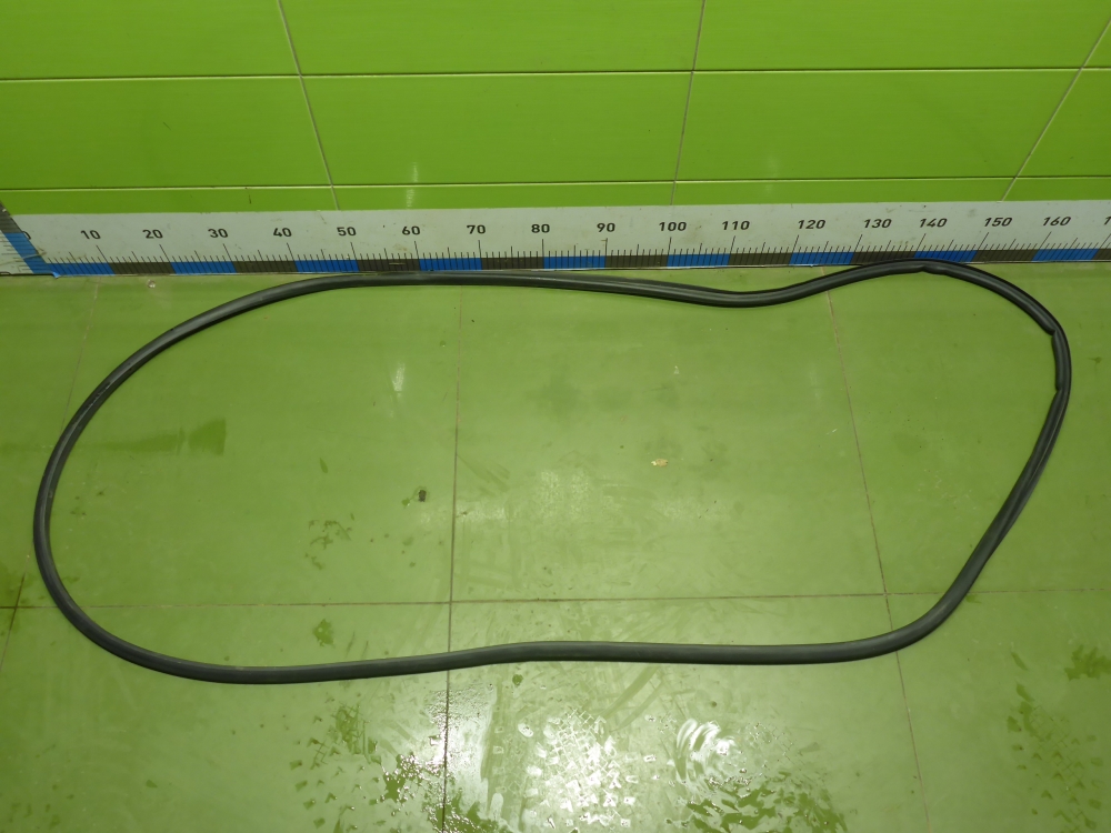 Уплотнитель двери