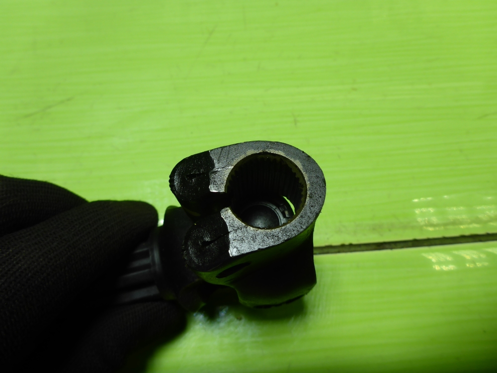 Кардан рулевой