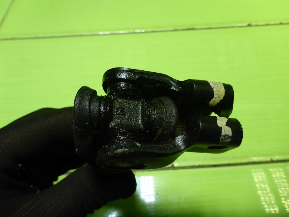 Кардан рулевой