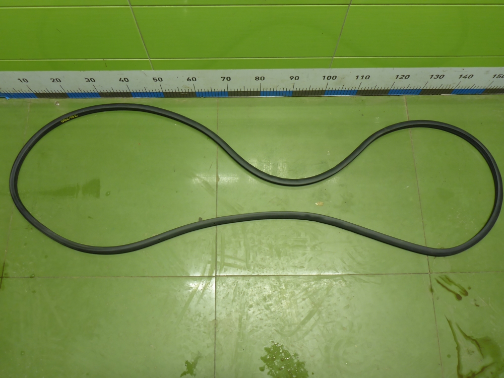 Уплотнитель двери