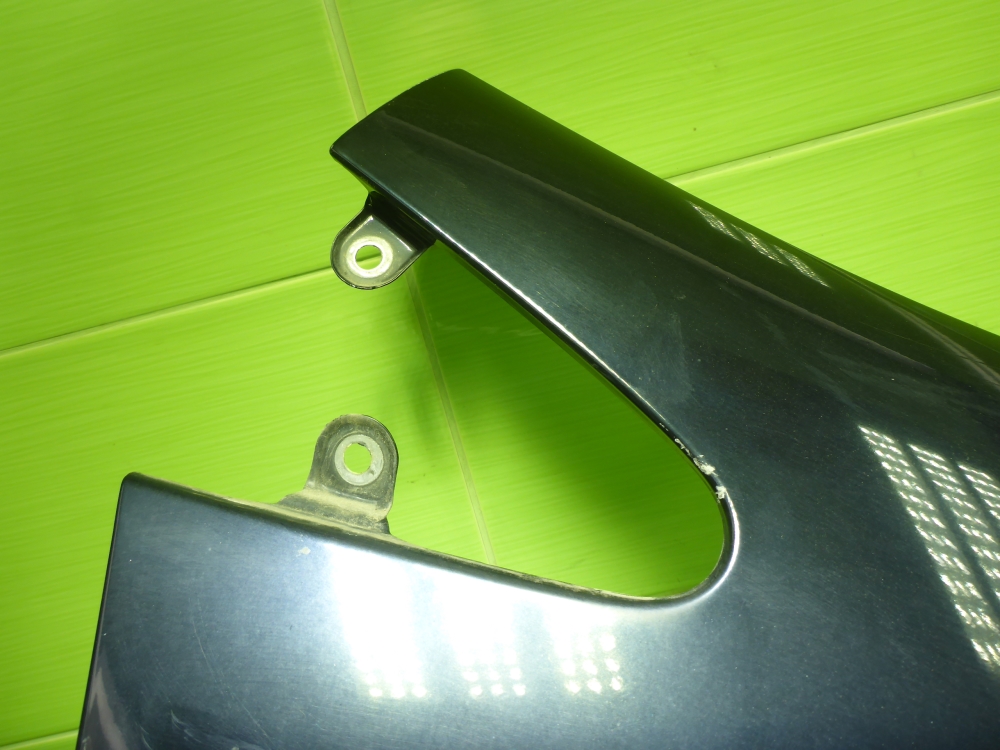 Крыло переднее правое