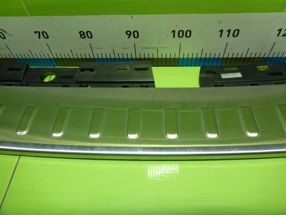 Накладка заднего бампера