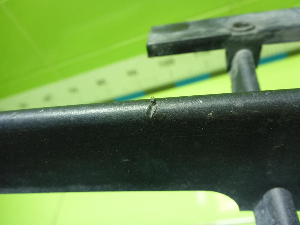 Решетка в бампер центральная