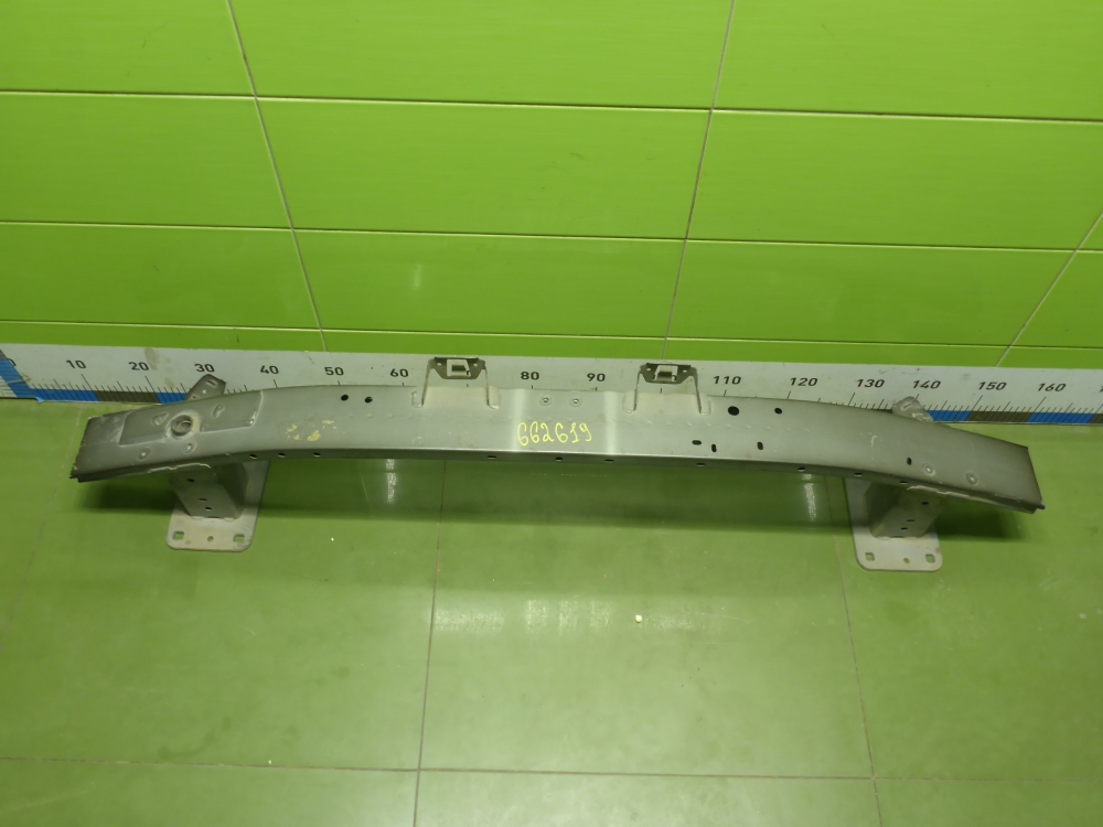 Усилитель переднего бампера