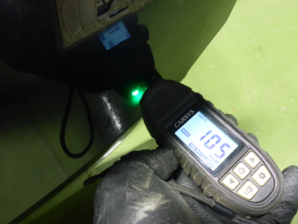 Дверь багажника