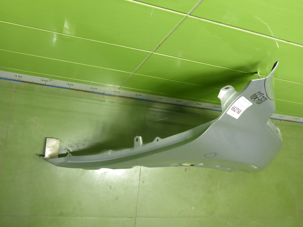 Крыло переднее правое