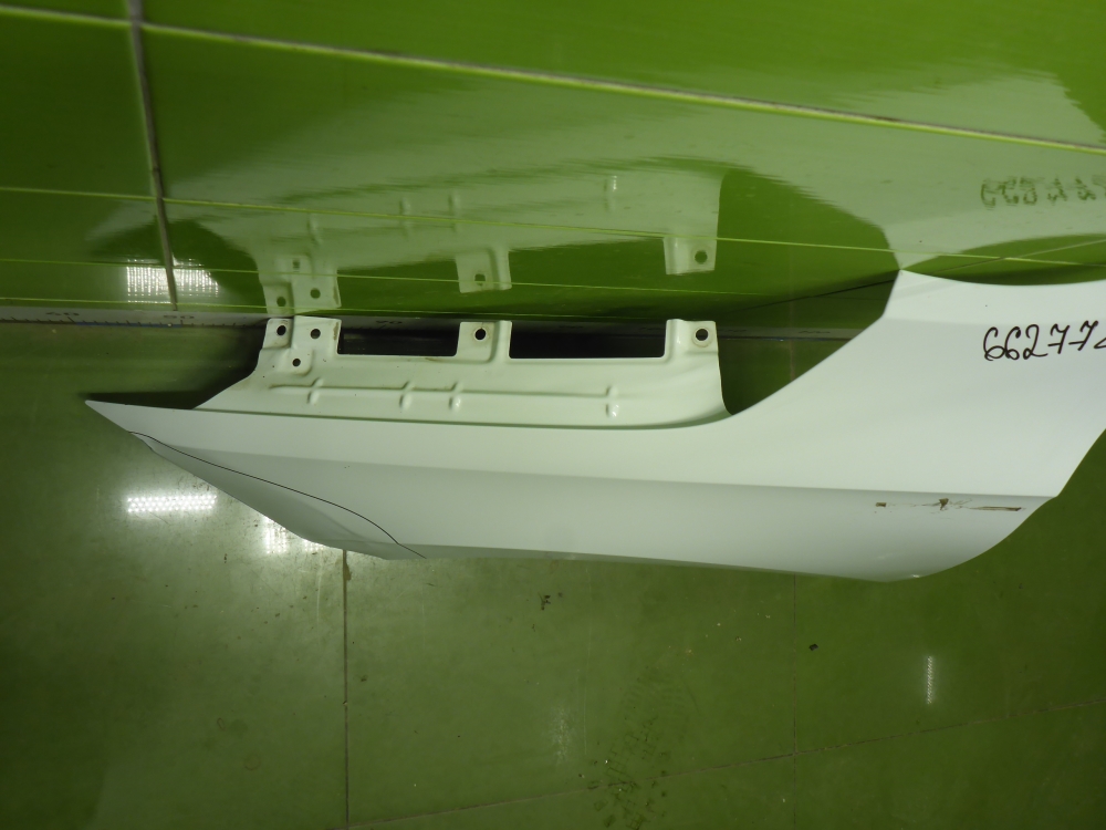 Крыло переднее левое