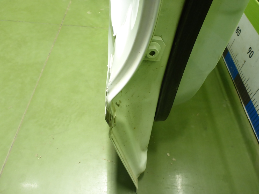 Дверь задняя правая