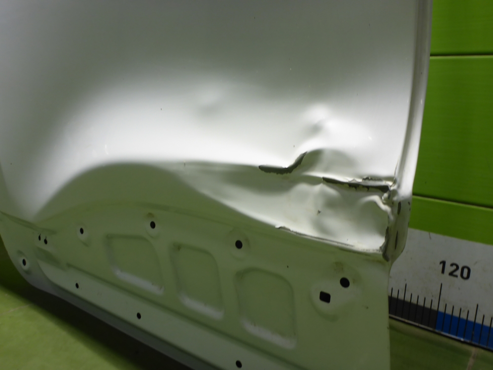 Дверь задняя правая