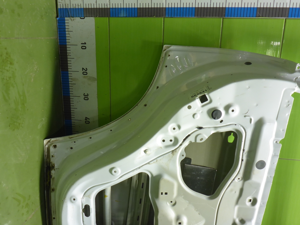 Дверь задняя левая