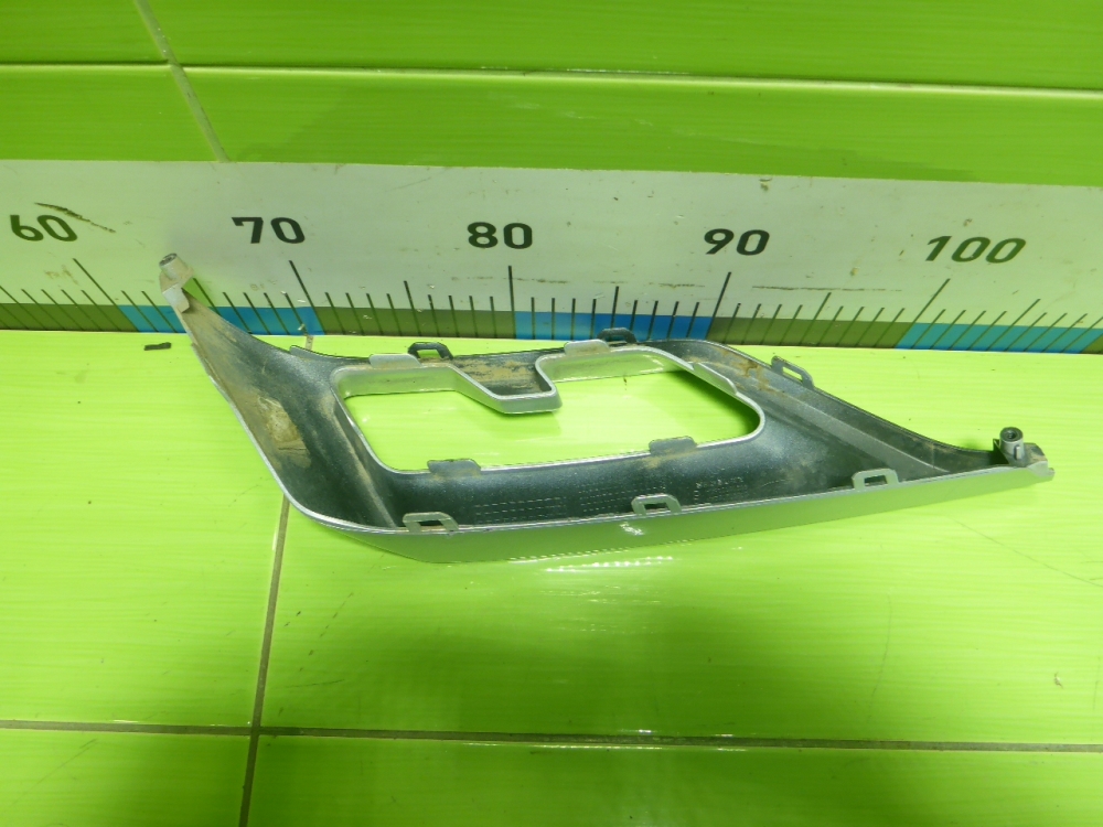 Накладка заднего бампера левая