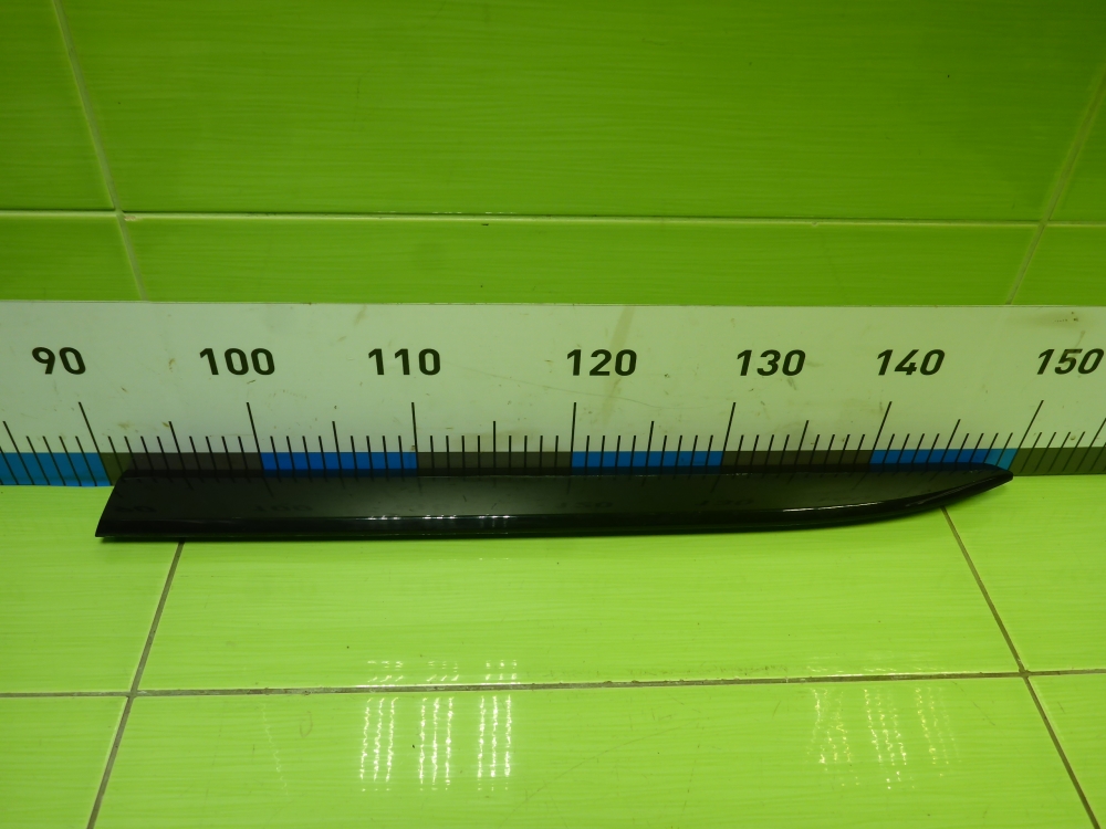 Накладка двери задней правой