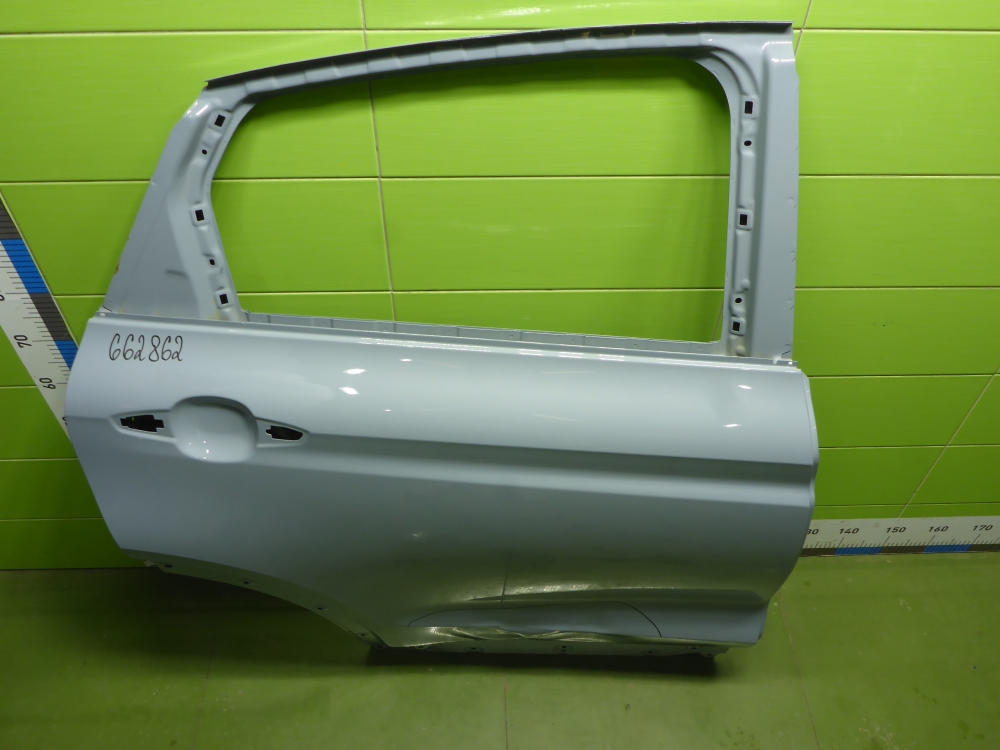 Дверь задняя правая