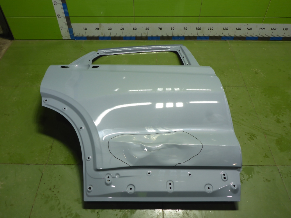 Дверь задняя правая