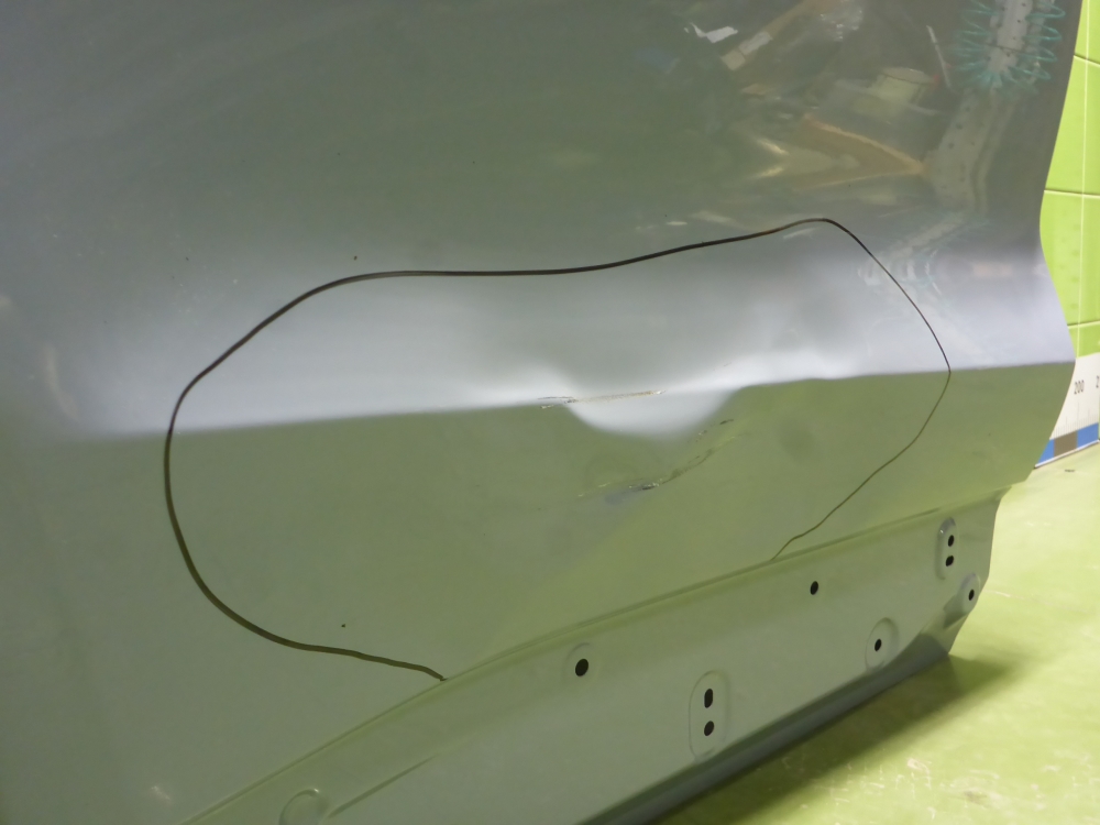 Дверь задняя правая