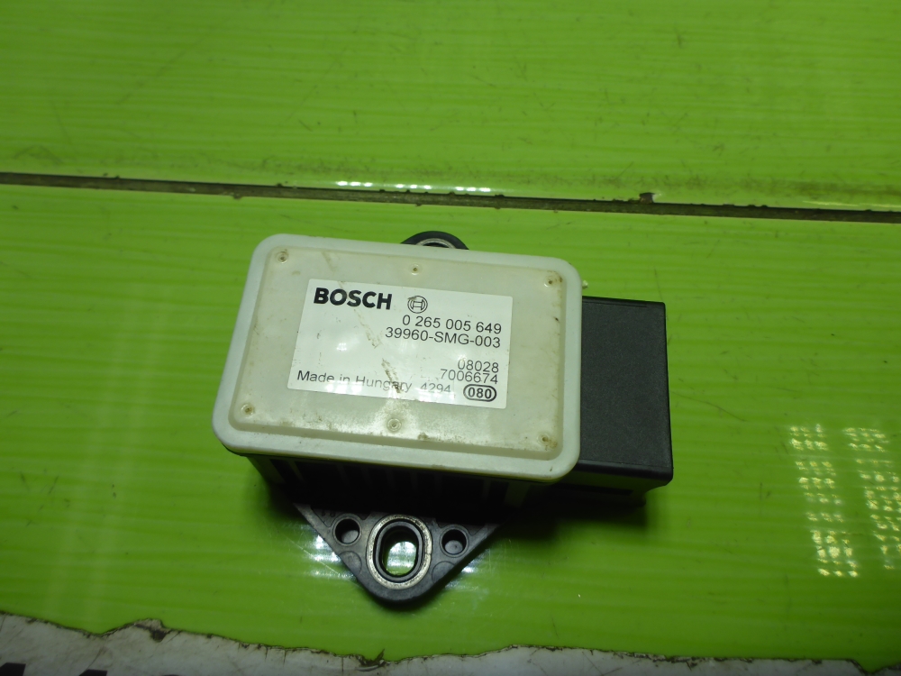 Датчик ускорения