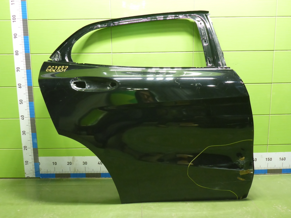 Дверь задняя правая