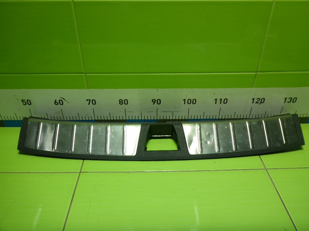 Обшивка багажника