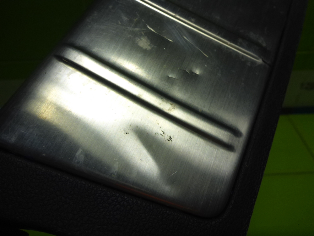 Обшивка багажника