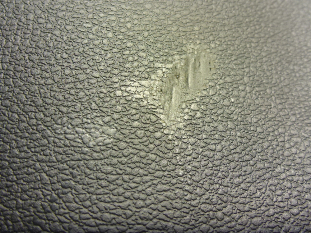 Обшивка двери багажника