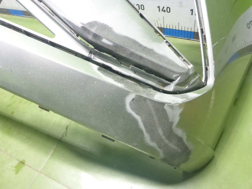 Бампер передний