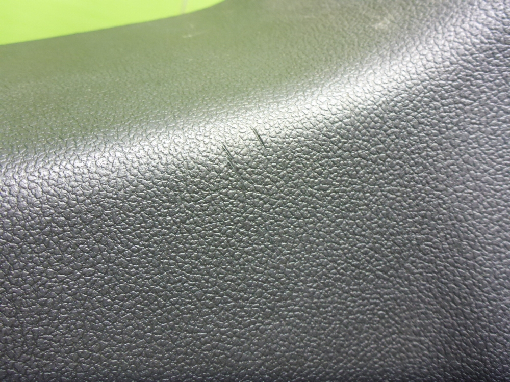 Обшивка двери багажника