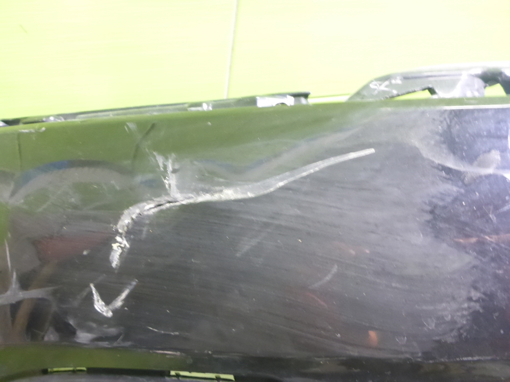 Бампер передний