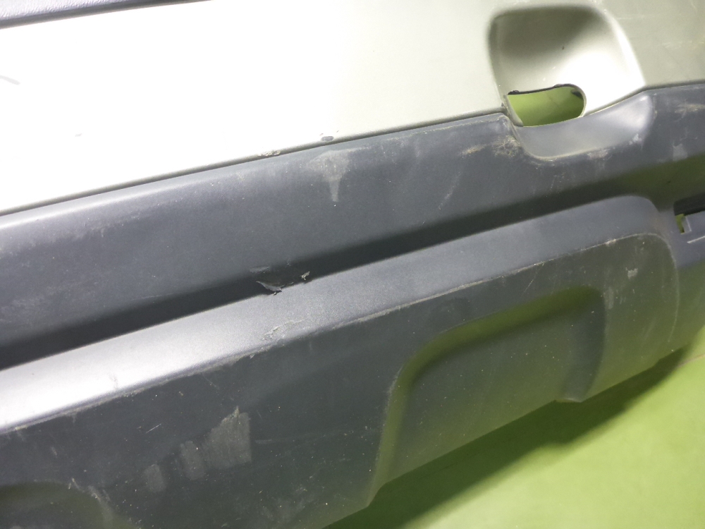 Бампер задний