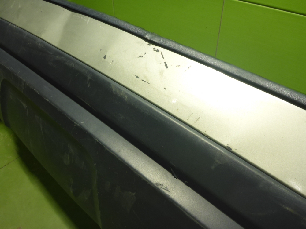 Бампер задний