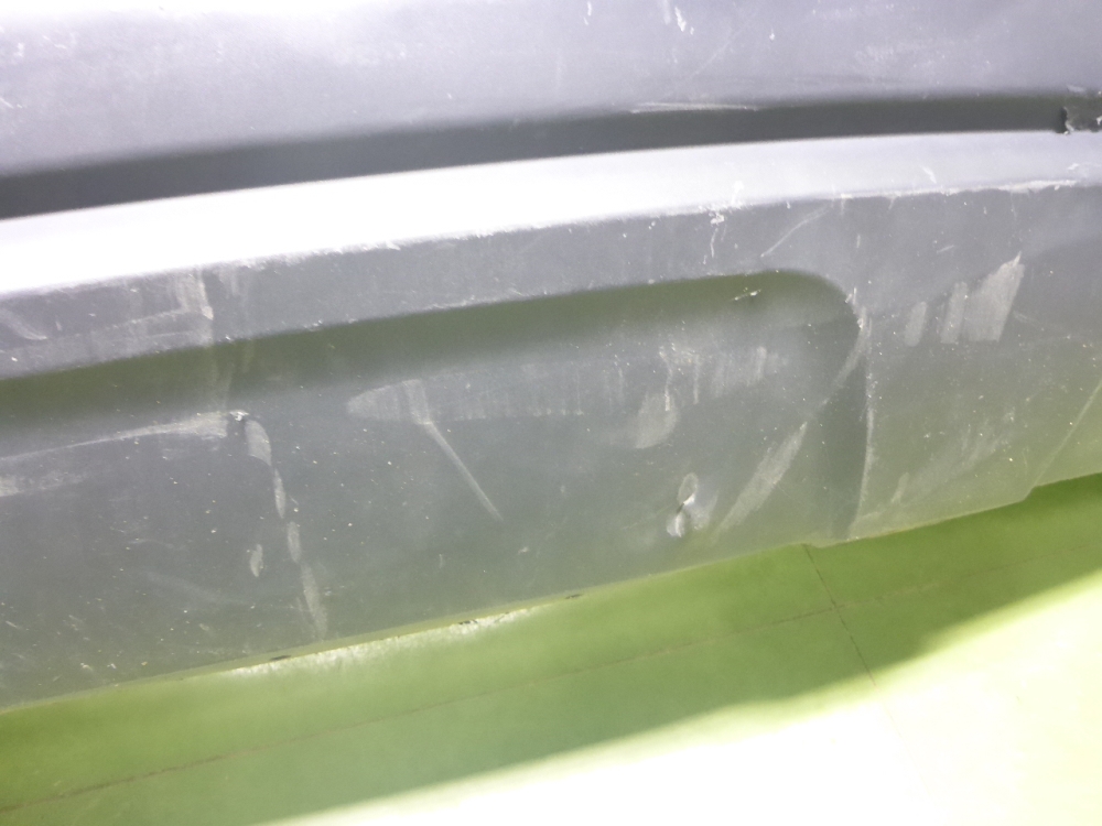 Бампер задний