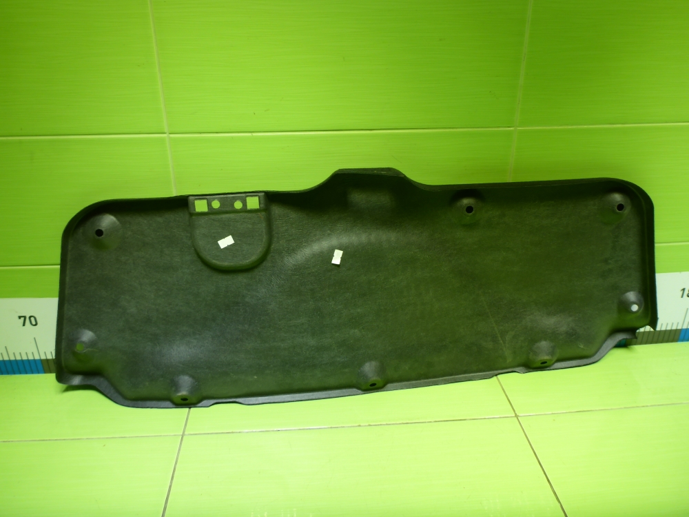 Обшивка крышки багажника