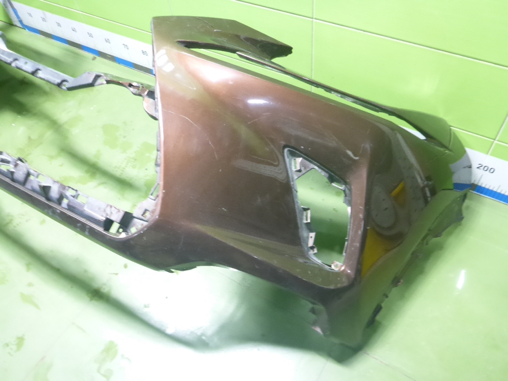 Бампер передний