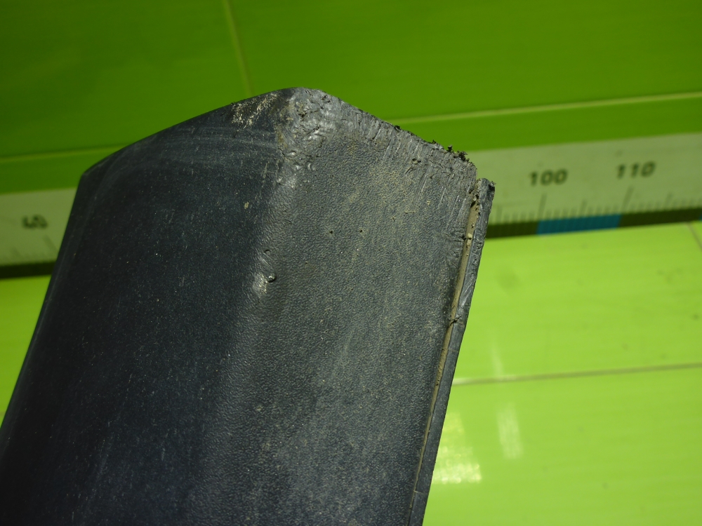 Накладка двери задней левой