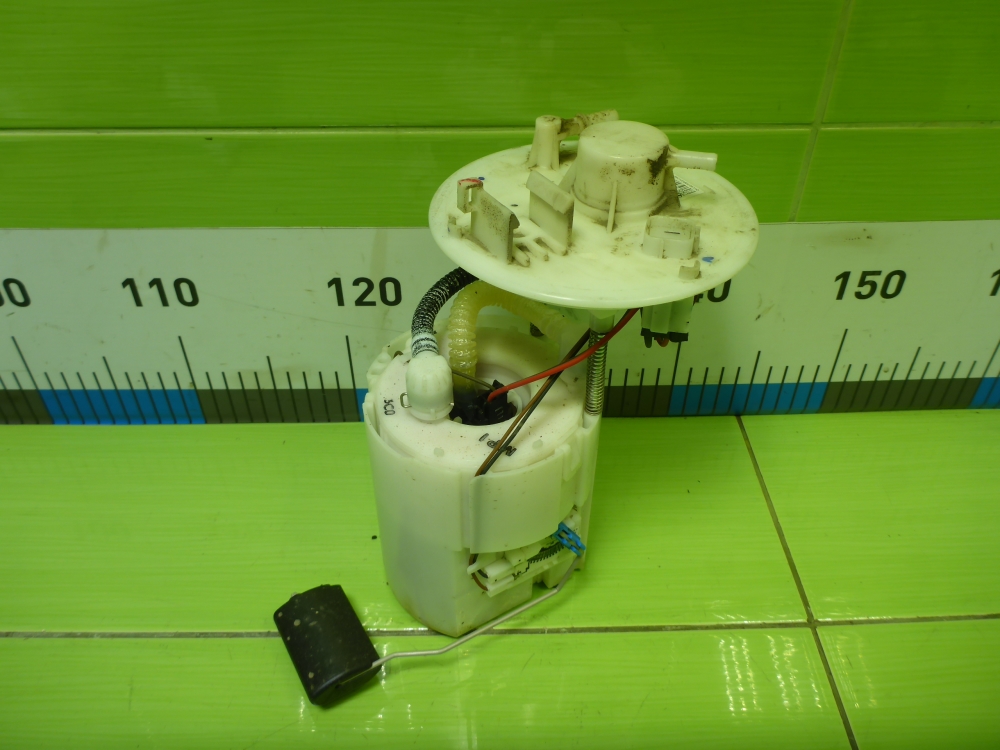 Насос топливный электрический