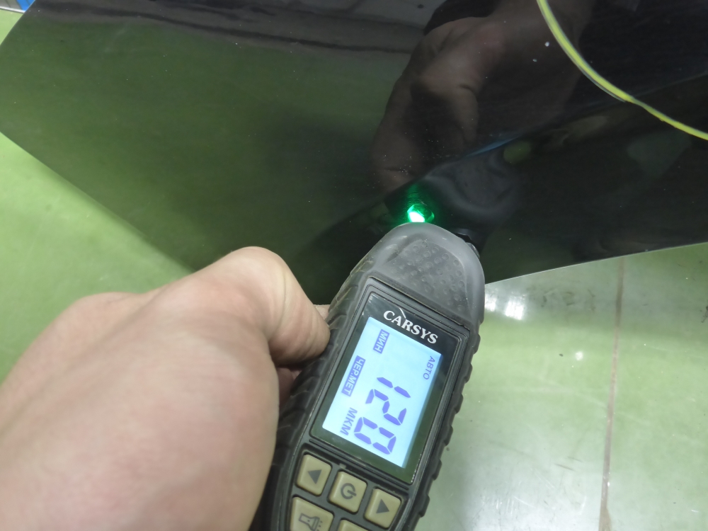 Крыло переднее левое