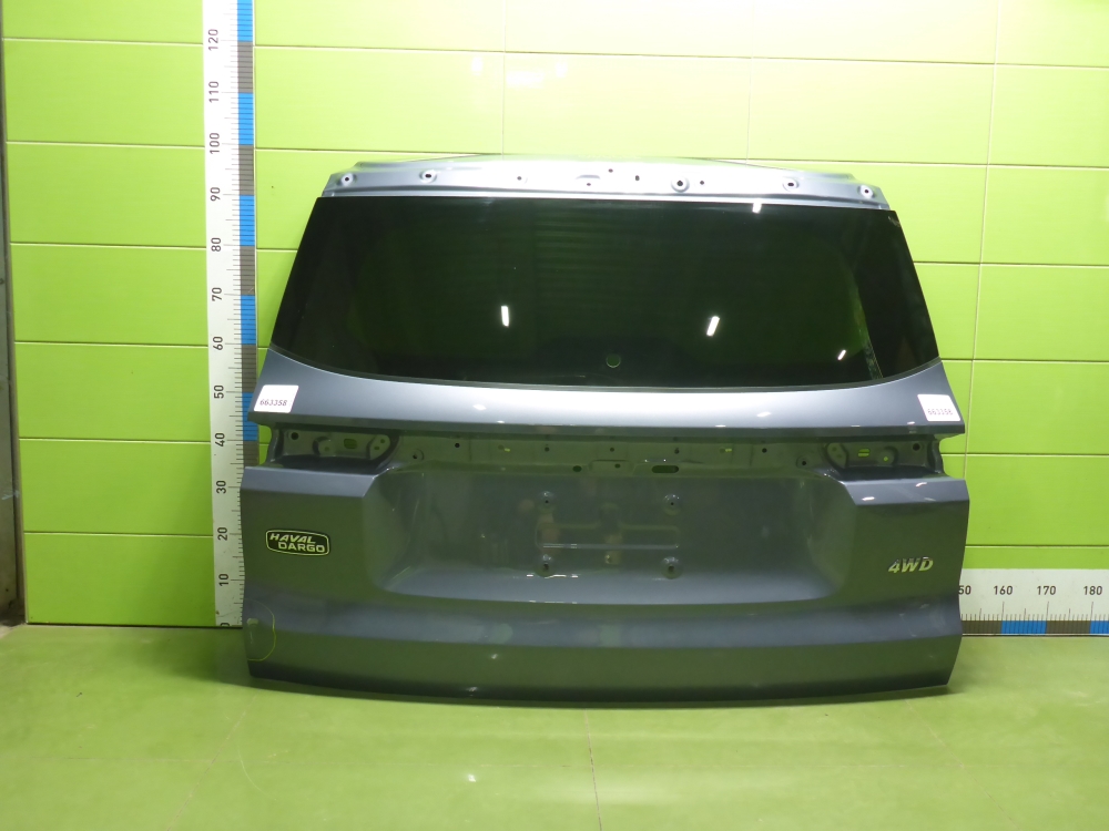 Дверь багажника