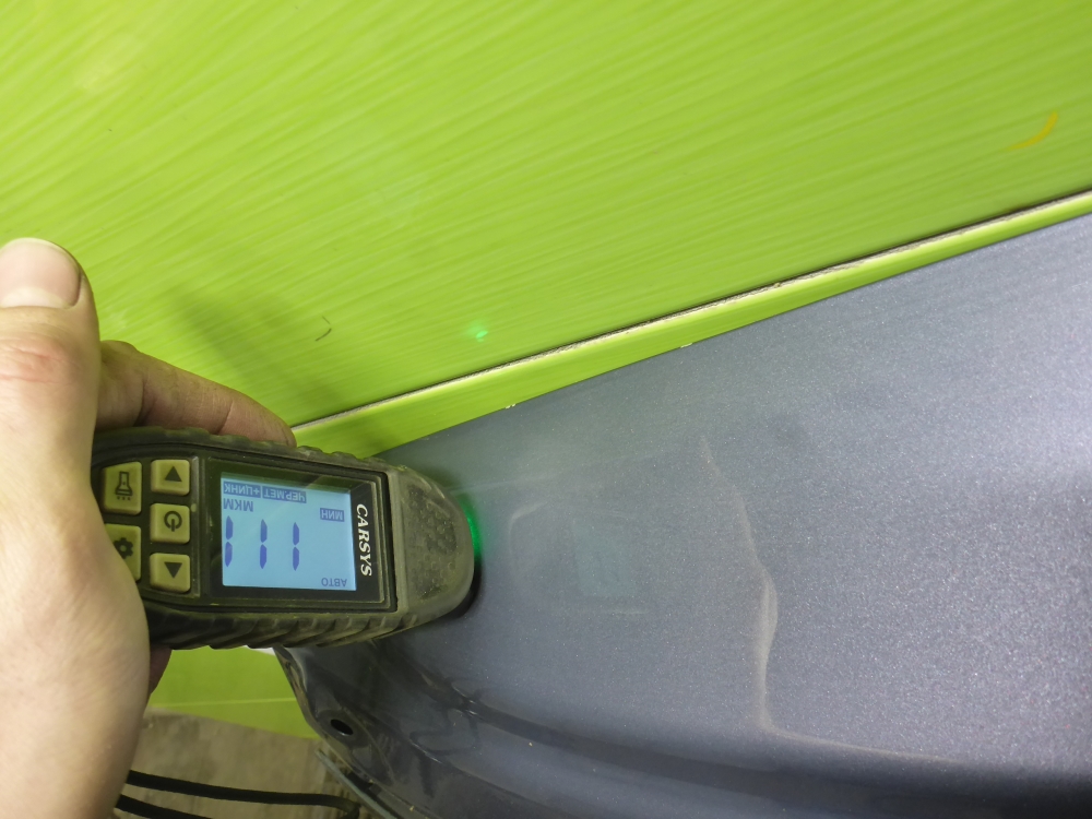 Дверь багажника