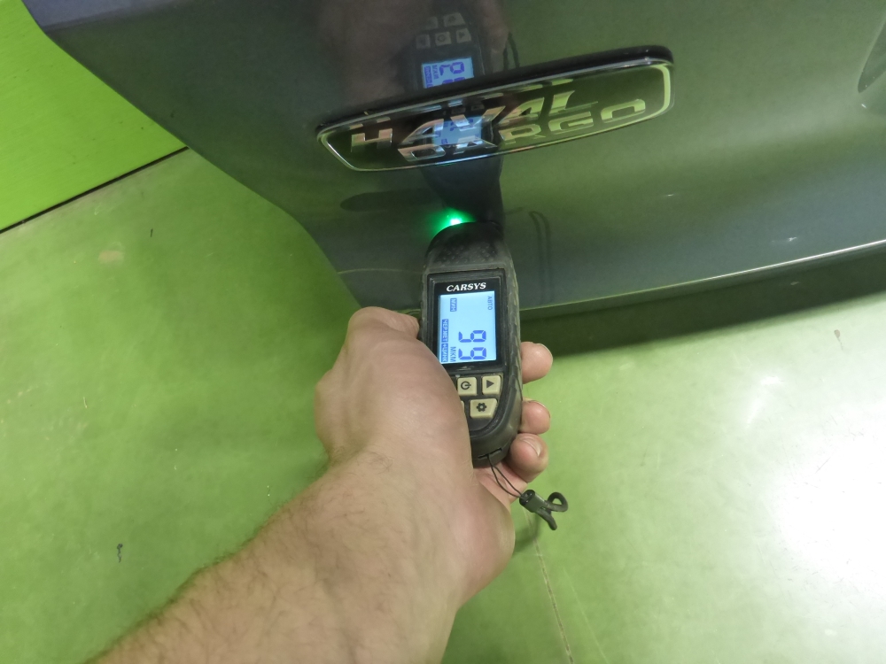 Дверь багажника