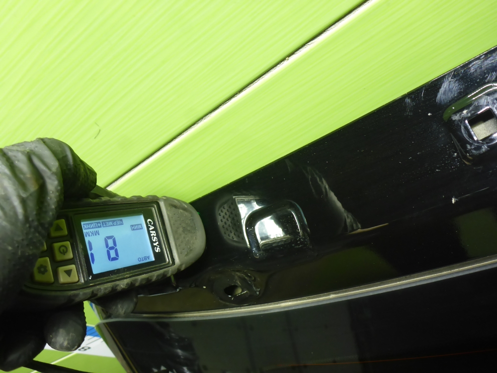 Дверь багажника