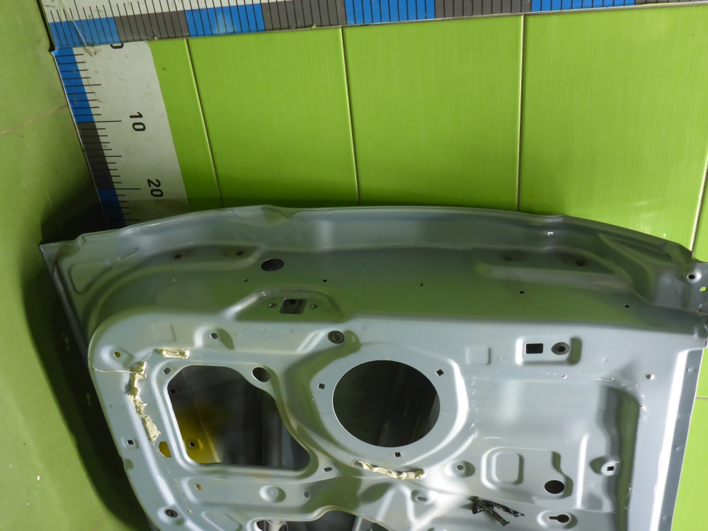 Дверь задняя правая