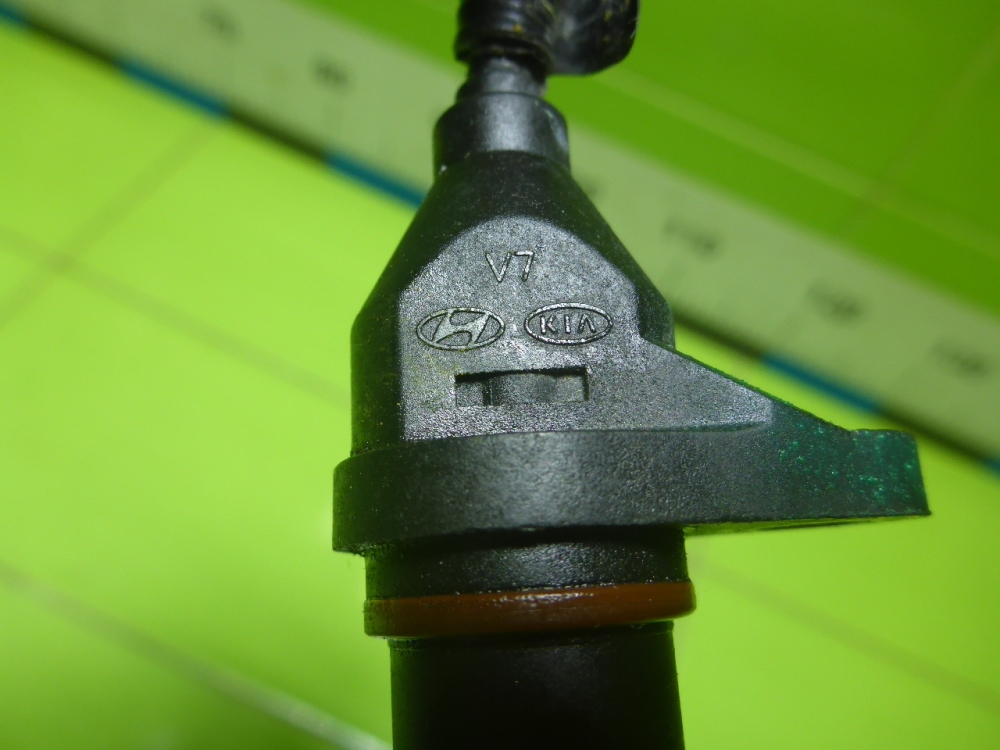 Датчик положения коленвала