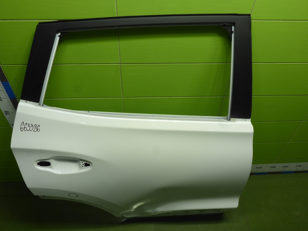Дверь задняя правая